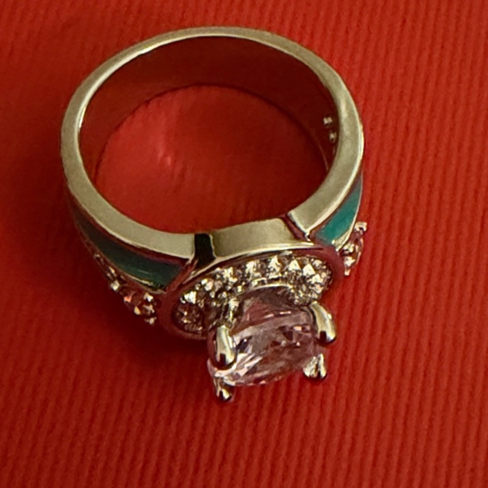 NWOT Stunning Silver and Turquoise Fashion Ring - Picture 6 of 7